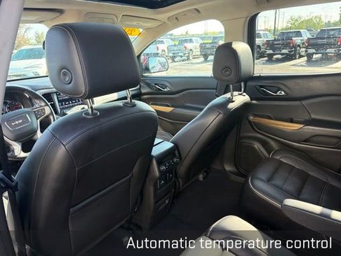 Used 2018 GMC Acadia Denali w/ Technology Package FWD image 24