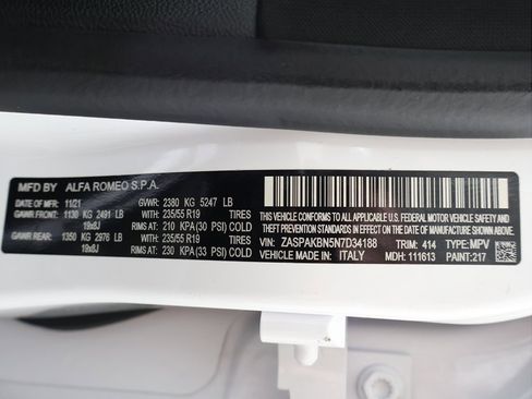 Used 2022 Alfa Romeo Stelvio Ti image 56