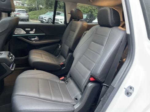 Certified 2023 Mercedes-Benz GLS 580 4MATIC image 41