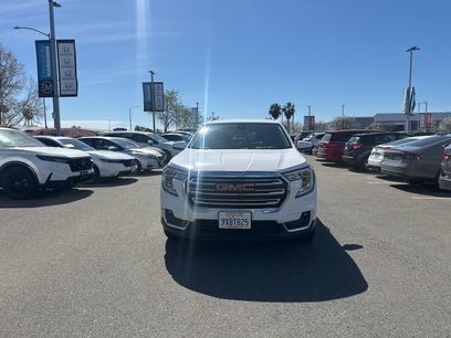 Used 2023 GMC Terrain SLT