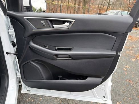 Used 2019 Ford Edge SEL w/ Equipment Group 201A image 10