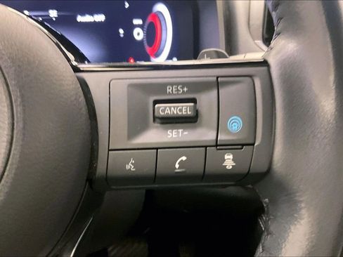 Certified 2022 Nissan Rogue Platinum w/ Head-Up Display Package image 19