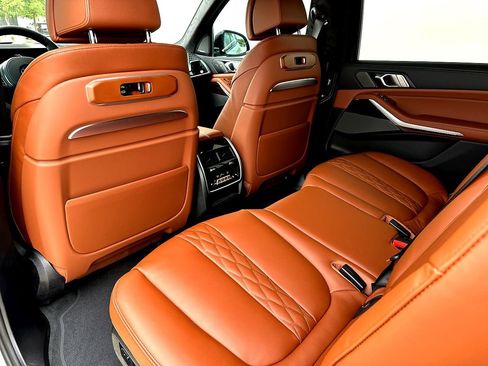 New 2026 BMW X7 xDrive40i w/ Executive Package image 15