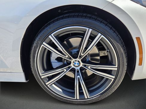 Used 2024 BMW 330i Sedan w/ Premium Package image 9