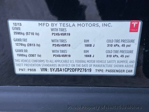 Used 2013 Tesla Model S Performance RWD image 24