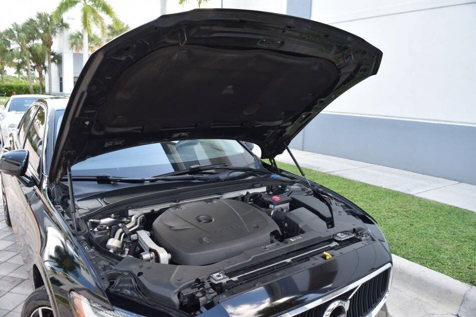 Used 2019 Volvo S60 T5 Momentum w/ Premium Package FWD image 90