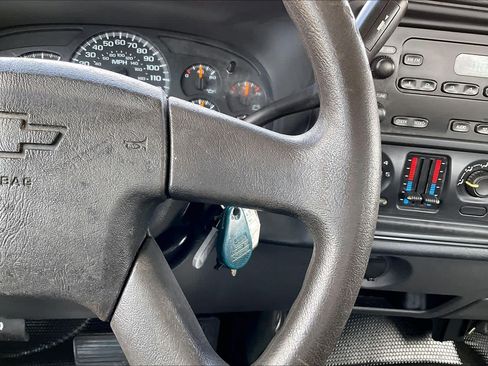 Used 2006 Chevrolet Silverado 1500 W/T RWD image 22