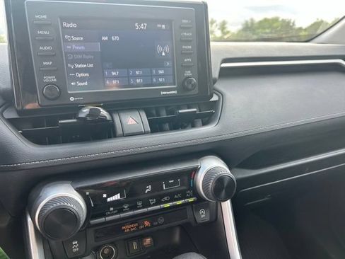 Certified 2022 Toyota RAV4 LE AWD/4WD image 12