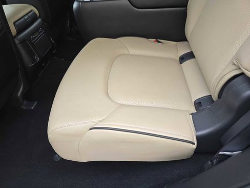 Certified 2024 INFINITI QX80 Premium Select w/ Cargo Package image 15