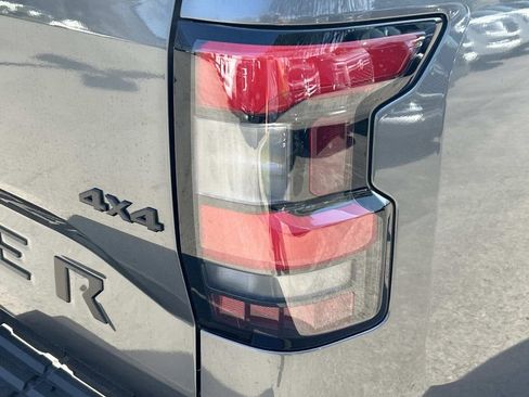 New 2026 Nissan Frontier SV w/ SV Convenience Package AWD/4WD image 13
