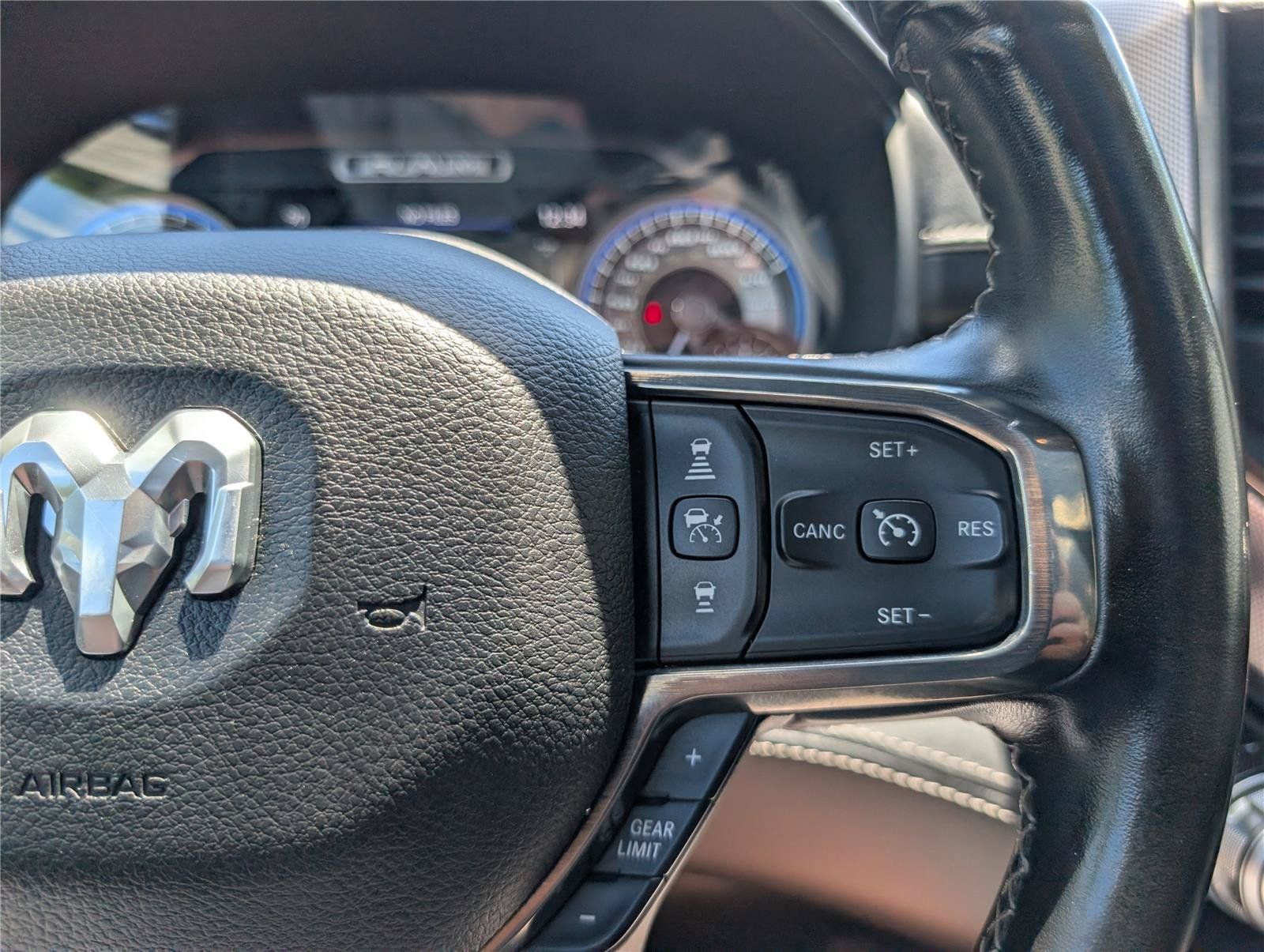 Used 2021 RAM 1500 Limited AWD/4WD image 27