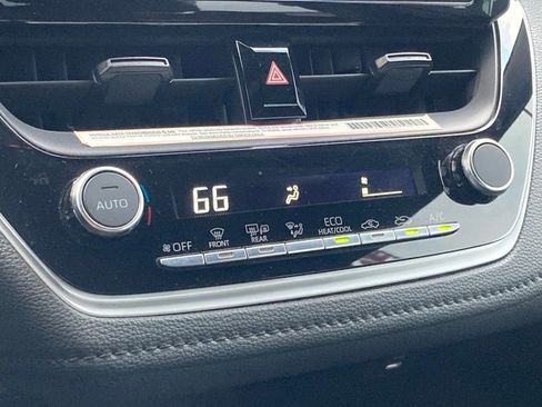 Certified 2024 Toyota Corolla SE image 24