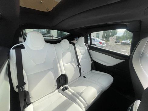 Used 2018 Tesla Model X 100D AWD/4WD image 6