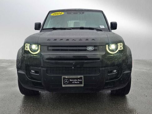 Used 2024 Land Rover Defender 130 X-Dynamic SE image 8