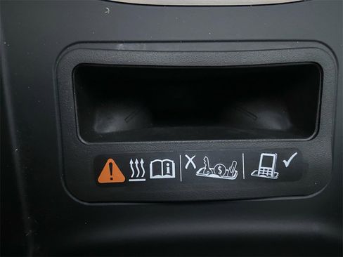 Used 2024 GMC Terrain Denali w/ Denali Premium Package image 30