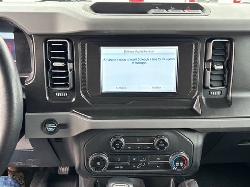 Used 2021 Ford Bronco Big Bend AWD/4WD image 17