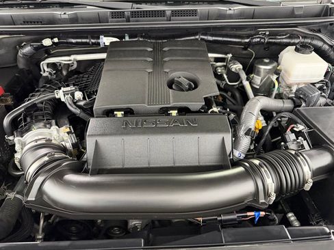 Used 2025 Nissan Frontier PRO-4X AWD/4WD image 32