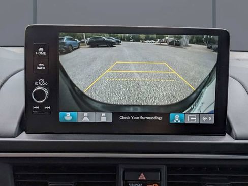 Used 2025 Honda Pilot EX-L image 23