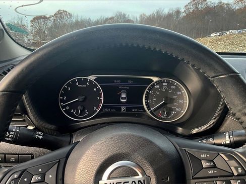 Used 2021 Nissan Sentra SV image 18