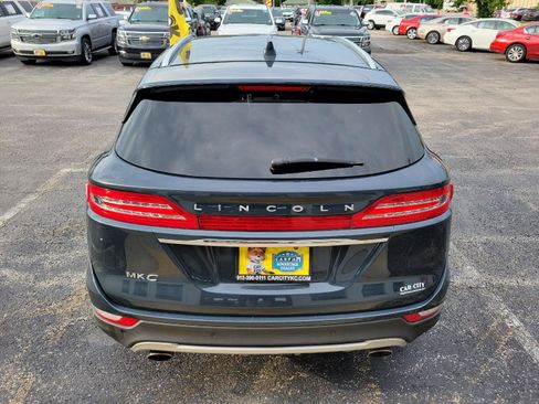 Used 2019 Lincoln MKC Select w/ Select Plus Package AWD/4WD image 26