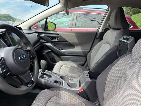 Used 2024 Subaru Crosstrek 2.0i Premium AWD/4WD image 8