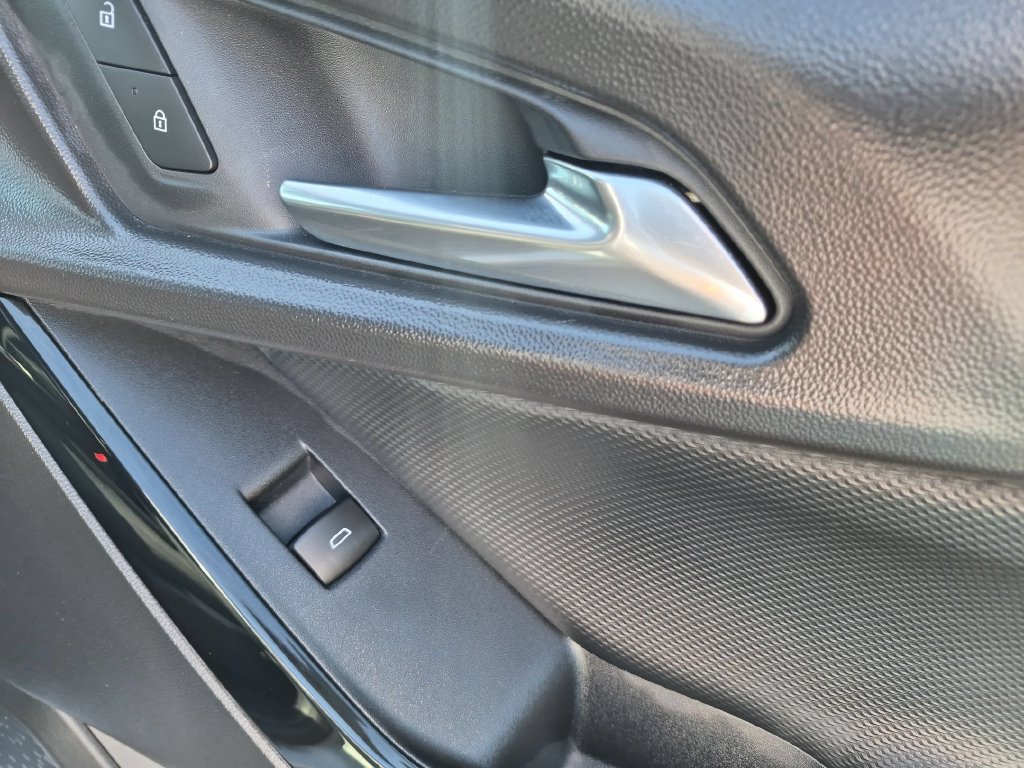 Used 2026 Chevrolet Equinox LT FWD image 33