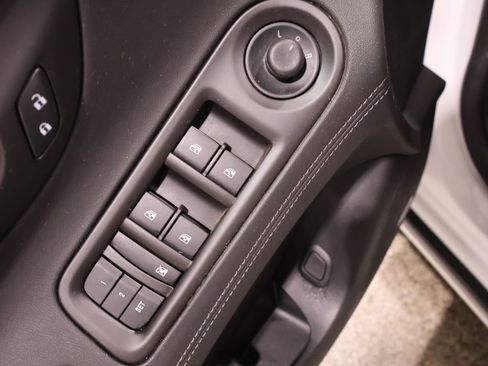 Used 2016 Buick LaCrosse Leather w/ Ultra Luxury Package image 17