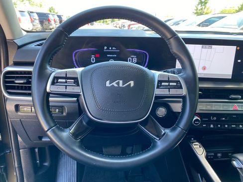 Used 2025 Kia Telluride S AWD/4WD image 11