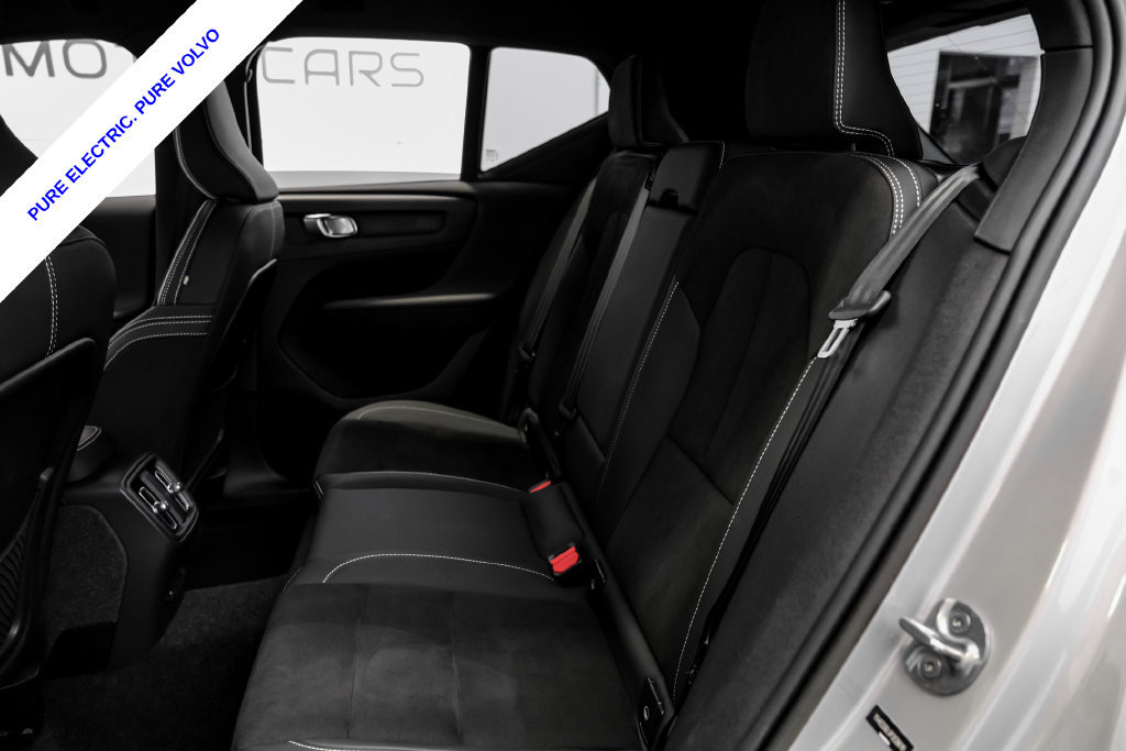 Used 2023 Volvo XC40 Recharge Plus AWD/4WD image 36