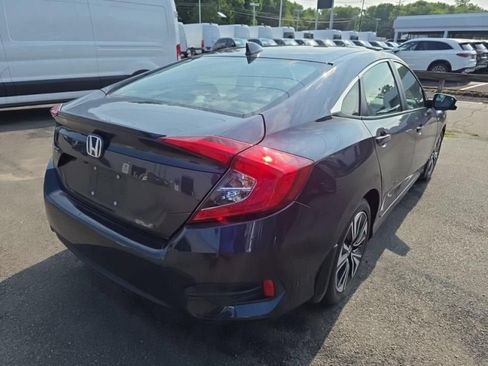 Used 2018 Honda Civic EX-L image 4