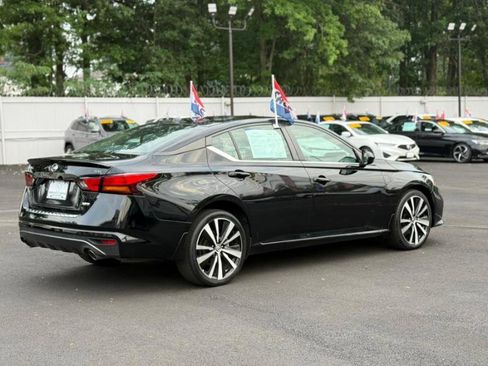 Used 2022 Nissan Altima 2.5 SR image 7