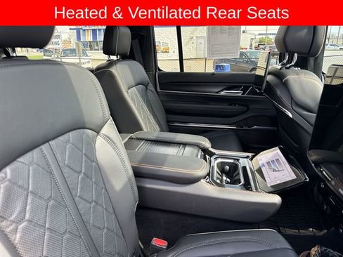 Used 2024 Jeep Grand Wagoneer Series III w/ Rear Seat Video Group 1 AWD/4WD image 27