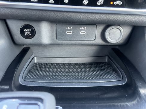 Used 2025 Nissan Rogue SV AWD/4WD image 6