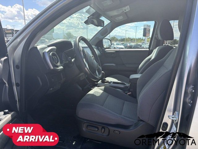 Used 2023 Toyota Tacoma SR5 w/ Technology Package AWD/4WD image 15