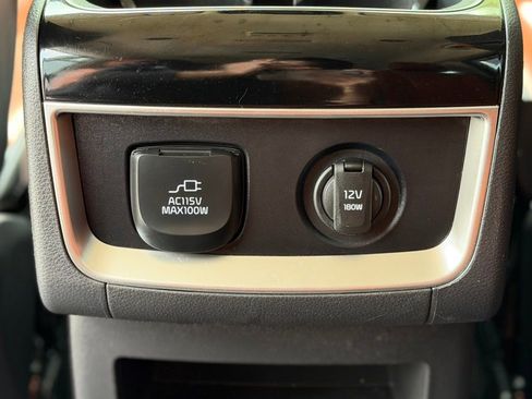 Used 2024 Kia Carnival SX FWD image 11