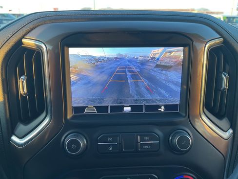 Used 2020 Chevrolet Silverado 1500 High Country image 18