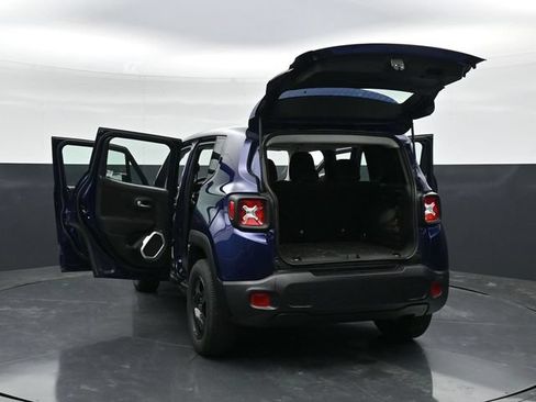Used 2019 Jeep Renegade Sport AWD/4WD image 45