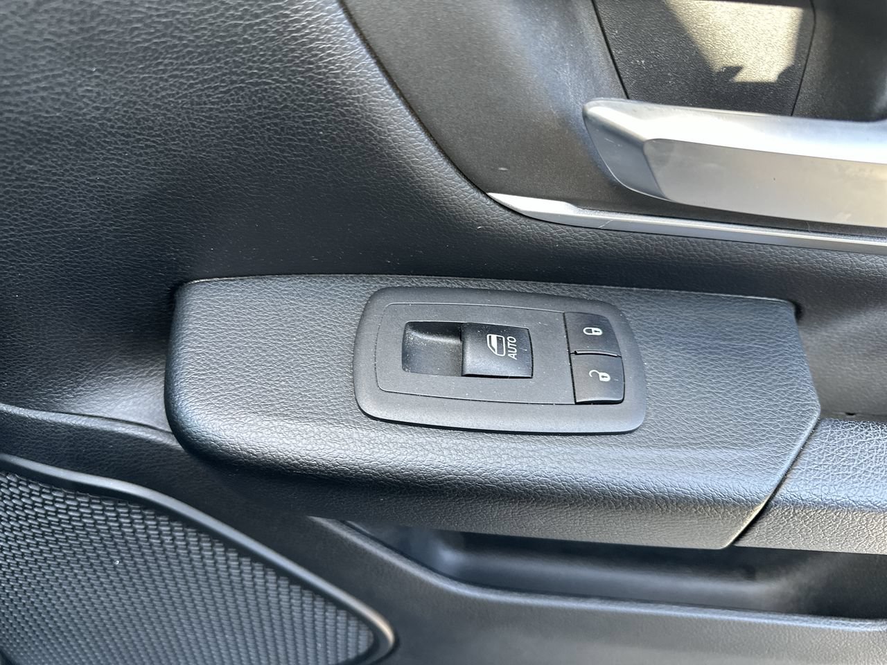 Used 2021 RAM 1500 Big Horn AWD/4WD image 13
