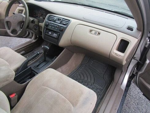 Used 1999 Honda Accord LX image 12