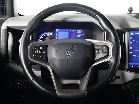 Used 2022 Ford Bronco Badlands image 32