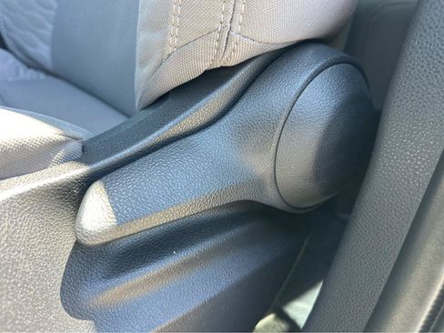 Used 2024 Toyota Tundra SR5 RWD image 33