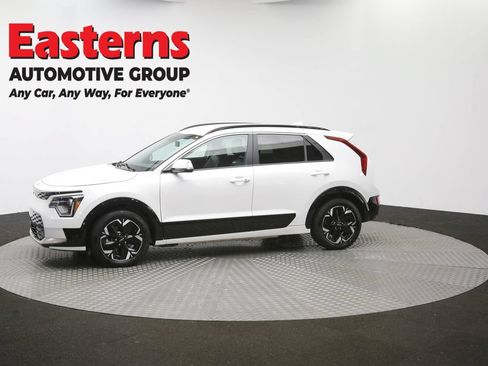 Used 2023 Kia Niro Wind w/ Wind Preserve Package FWD image 58