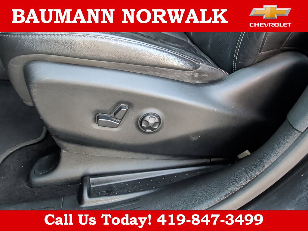 Used 2018 Chrysler Pacifica Touring-L w/ Advanced Safetytec Group FWD image 16