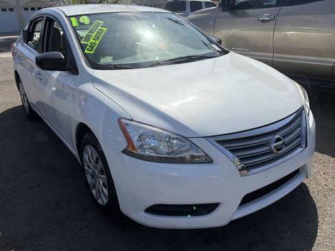 Used 2014 Nissan Sentra S FWD image 1