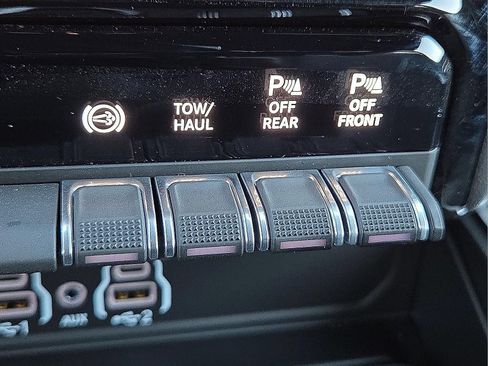 New 2026 RAM 2500 Big Horn AWD/4WD image 19