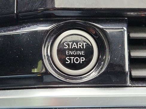 Used 2024 Nissan Pathfinder Platinum w/ Lighting Package (N93) AWD/4WD image 25