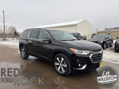 Used 2021 Chevrolet Traverse LT w/ LT Premium Package