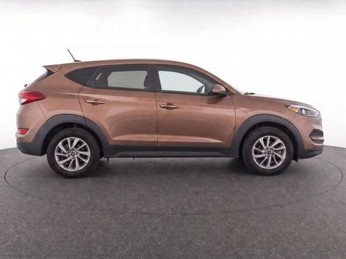 Used 2016 Hyundai Tucson SE FWD image 4