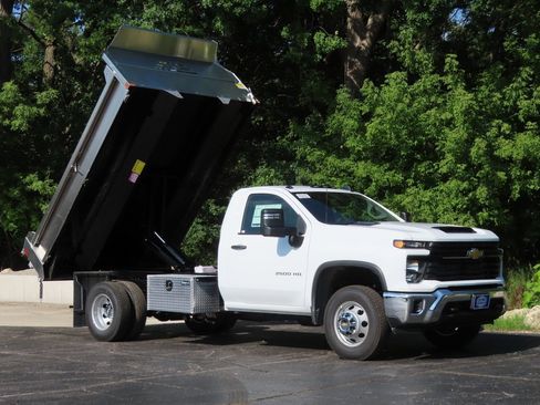 New 2025 Chevrolet Silverado 3500 W/T w/ WT Convenience Package image 2