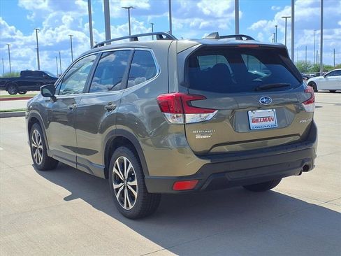 Used 2023 Subaru Forester Limited w/ Popular Package #3 image 2